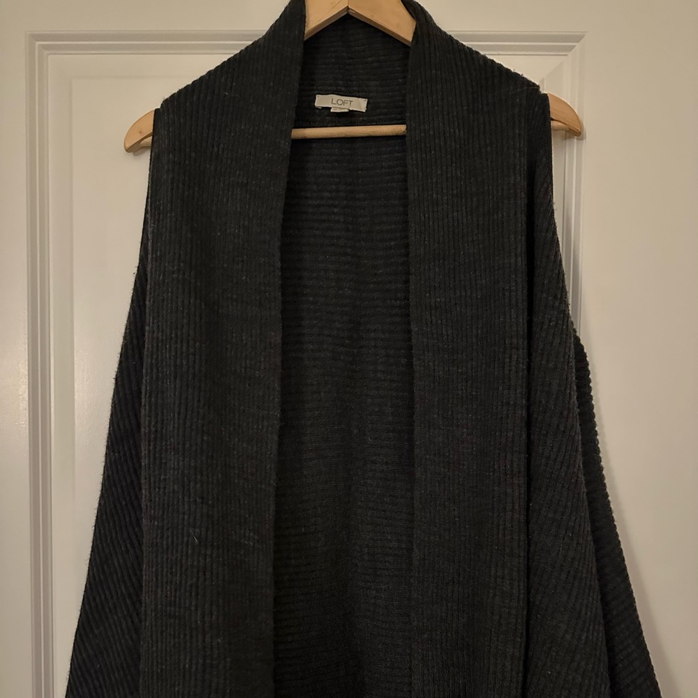 LOFT Gray Knit Sweater Vest